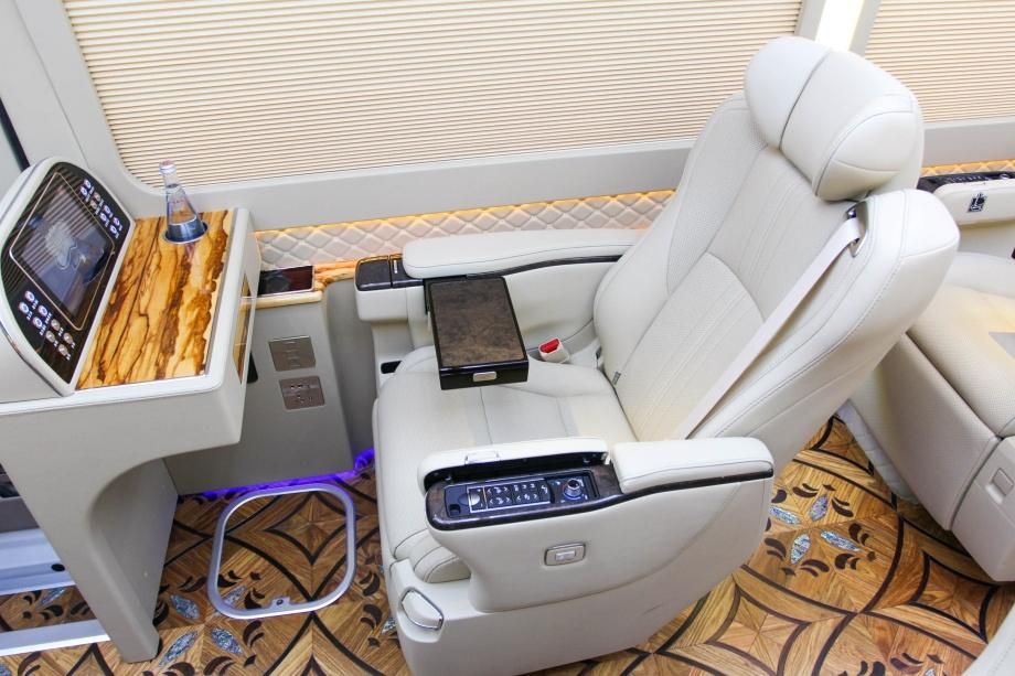 广西贵港丰田考斯特落地价 丰田考斯特多少钱