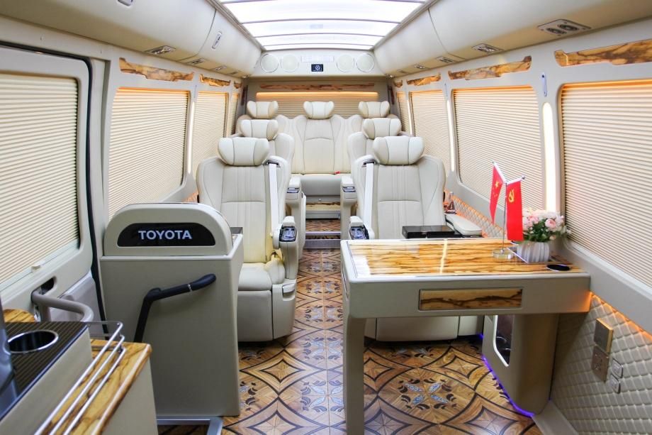 广西贵港丰田考斯特落地价 丰田考斯特多少钱