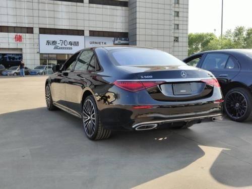 2025款奔驰S500 4MATIC长轴版 3.0T四驱 首付月付1688元金融方案