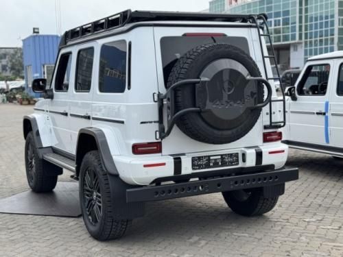 限量版奔驰G63 4x4²落地价多少钱 22寸轮毂碳纤维内饰 金融0首付