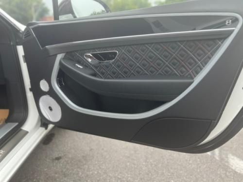 宾利欧陆4.0T GT Mulliner穆勒多少钱 冰川白/热刺红 首付价格