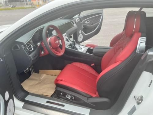 宾利欧陆4.0T GT Mulliner穆勒多少钱 冰川白/热刺红 首付价格