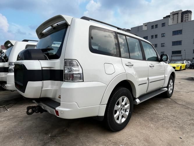 三菱帕杰罗V93 中东版超选四驱 真皮座椅高配置最新报价26.5万