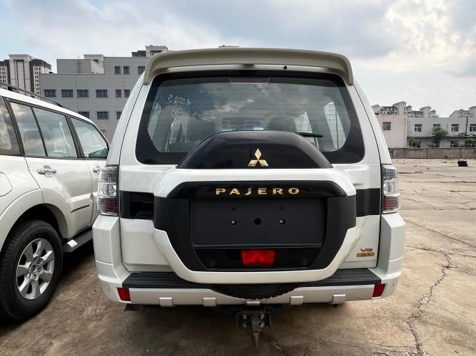 三菱帕杰罗V93 中东版超选四驱 真皮座椅高配置最新报价26.5万
