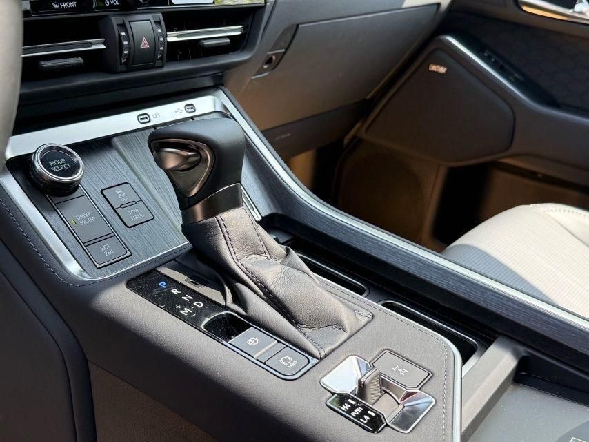 25款雷克萨斯GX550 7座 Luxury豪华加版现车最新报价115万