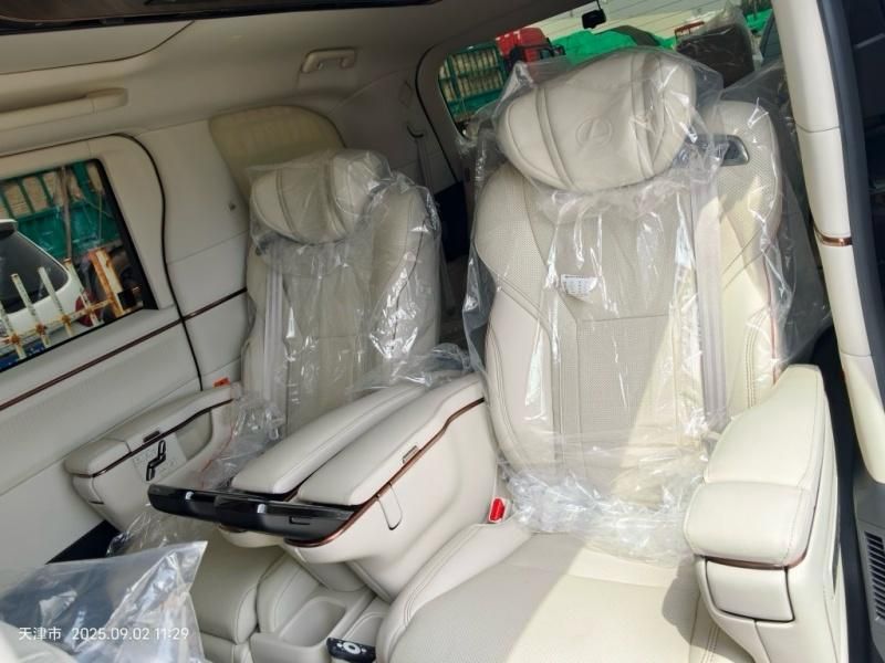 25款雷克萨斯LM500h 2.4T 油电混动 Executive 6座 韩版最新价格