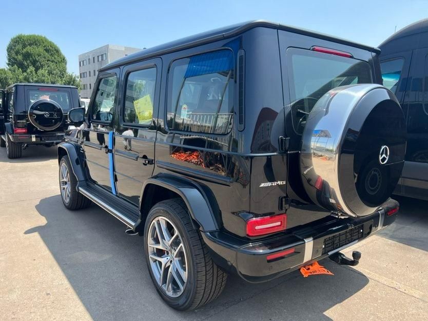 2025款奔驰G63 21轮 韩版4.0T V8现车最新报价243万