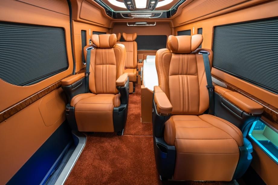 海狮6座电动单人车内空间如何 丰田海狮6座多少钱