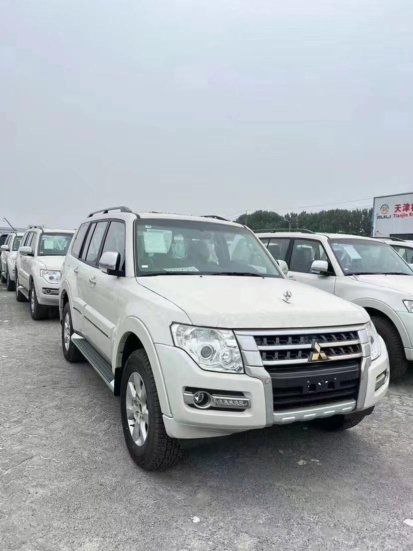 全國(guó)最低價(jià)現(xiàn)車(chē)最低價(jià)格 山貓三菱帕杰羅V93 僅售20多萬(wàn)可分期