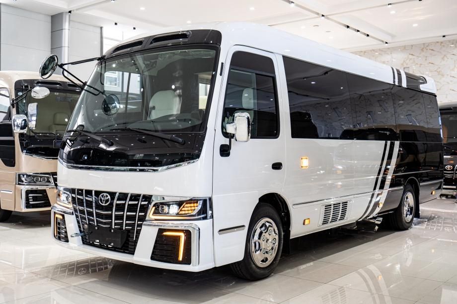 丰田考斯特2025款现车官方特惠报价 15座指导价多少