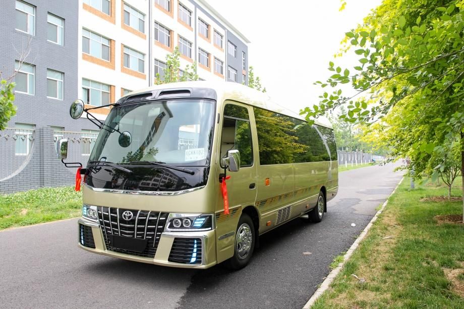 丰田考斯特8座房车版特价落地多少钱 考斯特8座豪华定制版