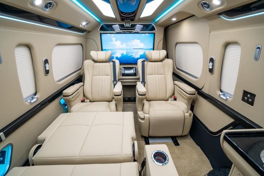 新款丰田海狮6座改装后价格 新款海狮6座落地政策报价