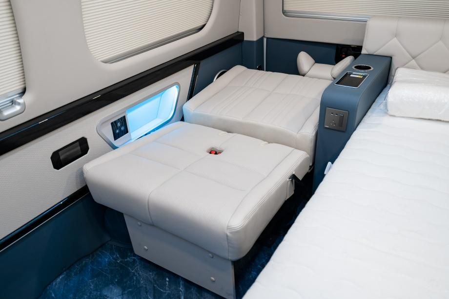 丰田海狮（6座）豪华版新车落地政策 北京丰田海狮报价电话