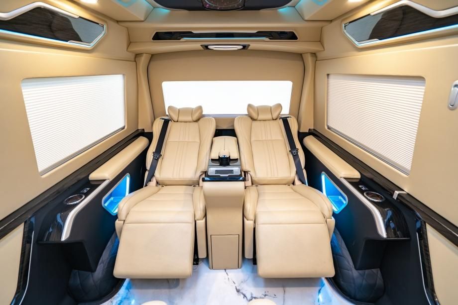 丰田海狮官方限时促销报价活动电话 海狮6座价格表