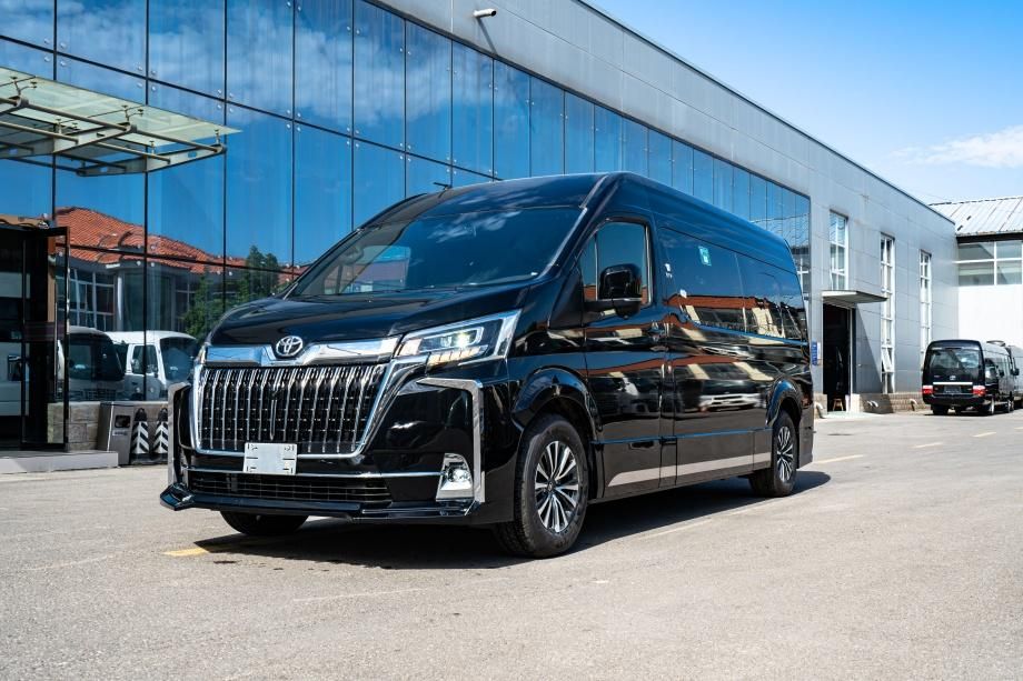 丰田海狮新车多少钱一台 商务车6座豪华版配置参数优惠价格