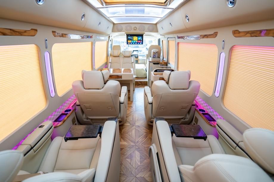 云南宣威丰田考斯特参数配置 丰田考斯特官网图片