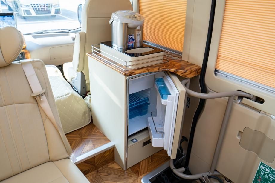 云南宣威丰田考斯特参数配置 丰田考斯特官网图片