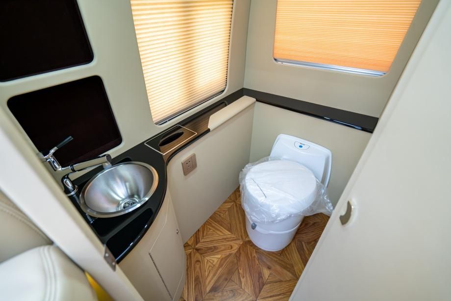 云南宣威丰田考斯特参数配置 丰田考斯特官网图片