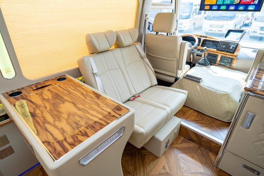 云南宣威丰田考斯特参数配置 丰田考斯特官网图片