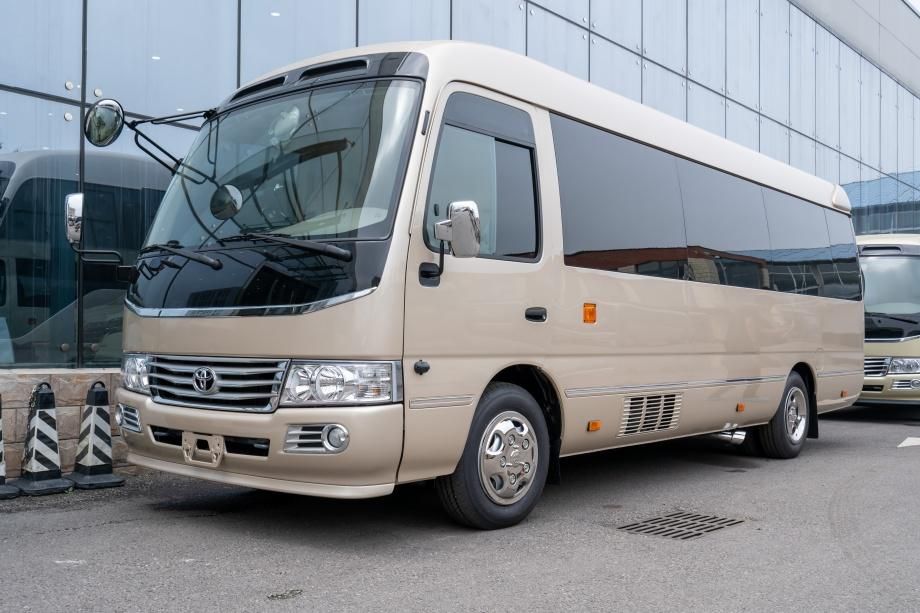 丰田考斯特8座房车版特惠价格 丰田考斯特官方报价