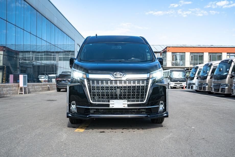 甘肃白银丰田海狮多少钱配置图片