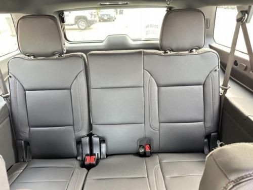 25款Suburban萨博班3.0柴油四驱High Country高地柴油金融政策优