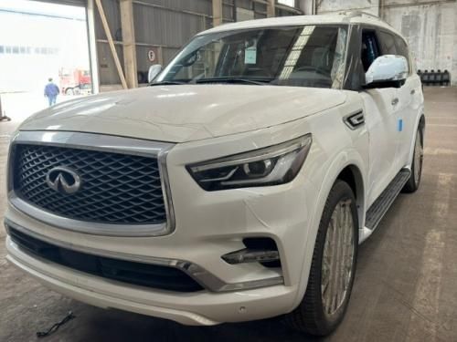 23款QX80 5.6L V8四驱全时四驱自适应空悬7座布局24期0息金融方案