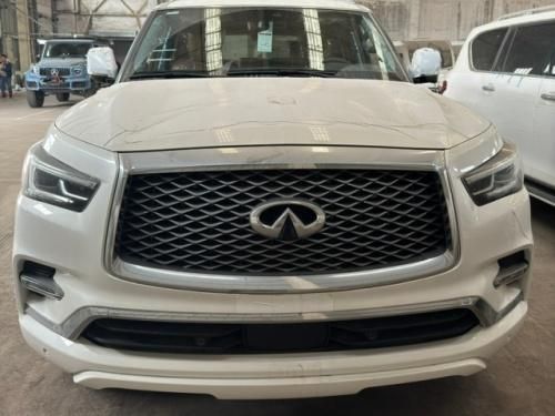 23款QX80 5.6L V8四驱全时四驱自适应空悬7座布局24期0息金融方案