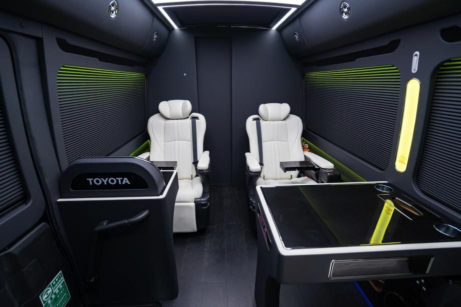 山西永济丰田考斯特(6座)豪华版多少钱