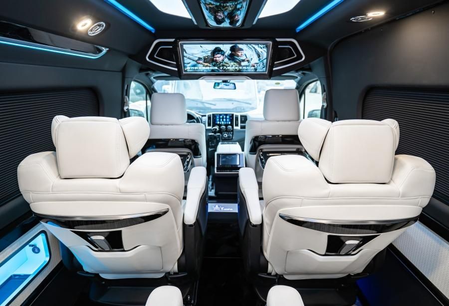 丰田海狮9座现车特惠落地价 海狮新车参数图片