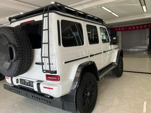‌2025款奔驰G63 4x4² 港口现车 报价多少钱 支持全国分期上牌
