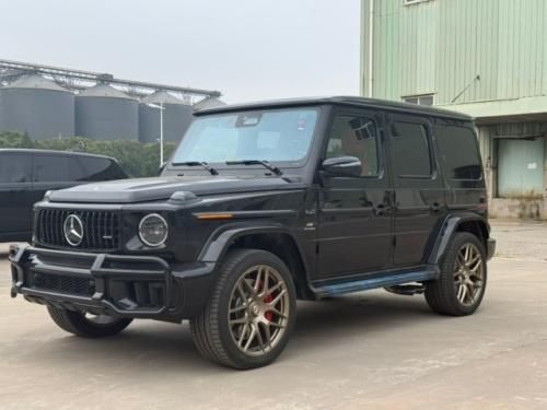 ‌2025款奔驰G63 4.0T V8+48V轻混 三把锁 曜岩黑 落地价格多少钱