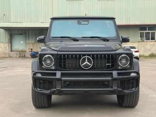 ‌2025款奔驰G63 4.0T V8+48V轻混 三把锁 曜岩黑 落地价格多少钱