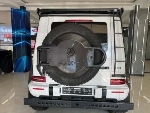 ‌2025款奔驰G63 4x4² 港口现车 报价多少钱 支持全国分期上牌