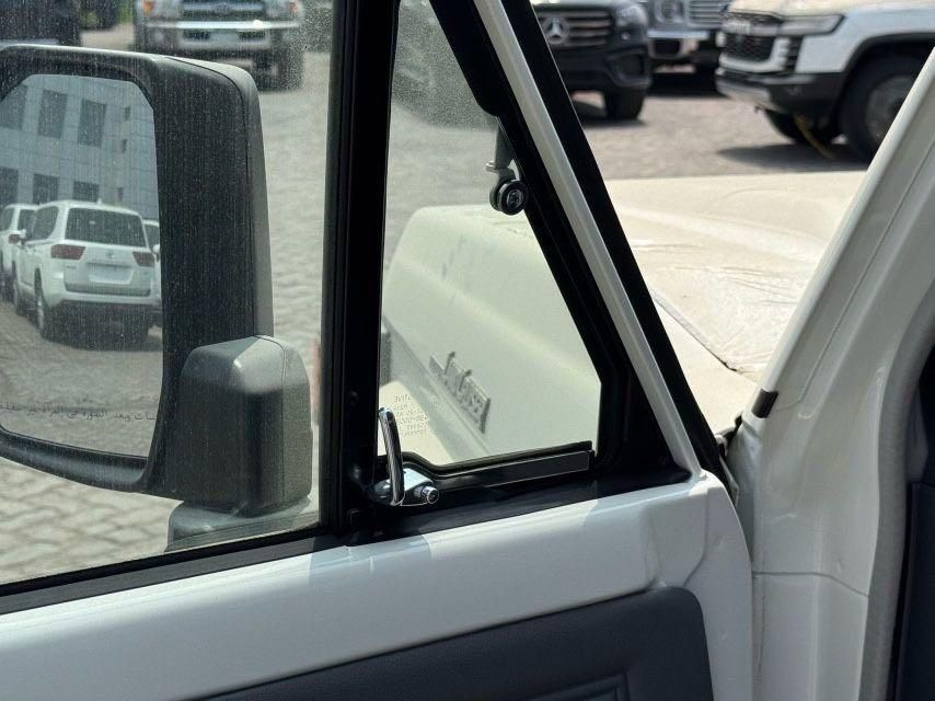 2025款豐田酷路澤LC78 4.0 自動(dòng) 汽油天津現(xiàn)車最新價(jià)格信息