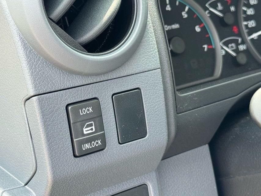 2025款豐田酷路澤LC78 4.0 自動(dòng) 汽油天津現(xiàn)車最新價(jià)格信息