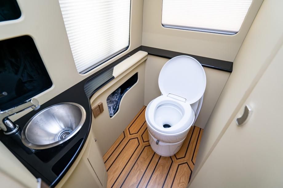 吉林松原丰田考斯特4S店电话