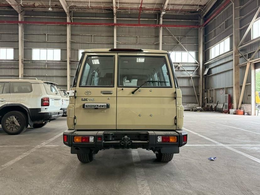 2025款丰田酷路泽LC76  4.0 自动 汽油最新报价