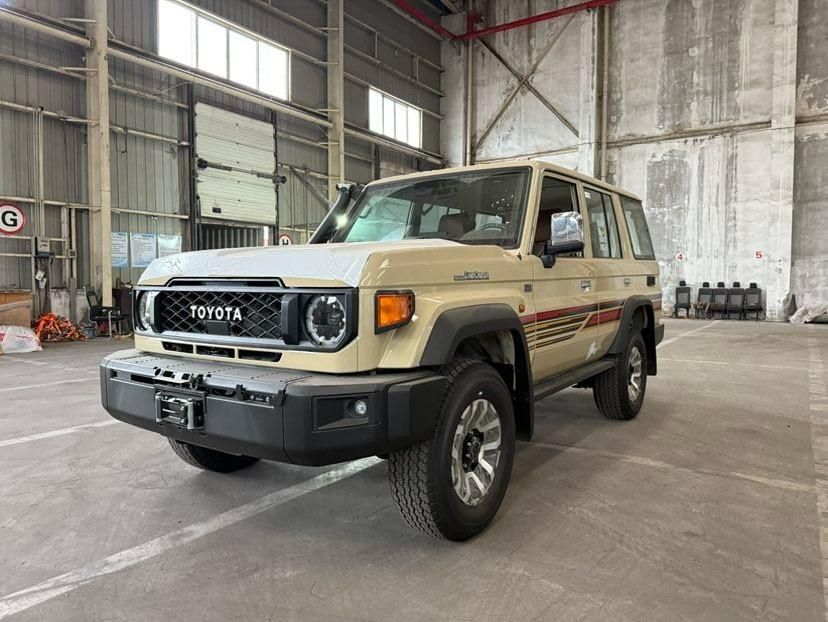 2025款丰田酷路泽LC76  4.0 自动 汽油最新报价