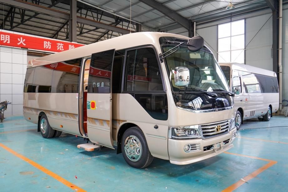 丰田考斯特13座灵活配置推荐电话 13座考斯特多少钱