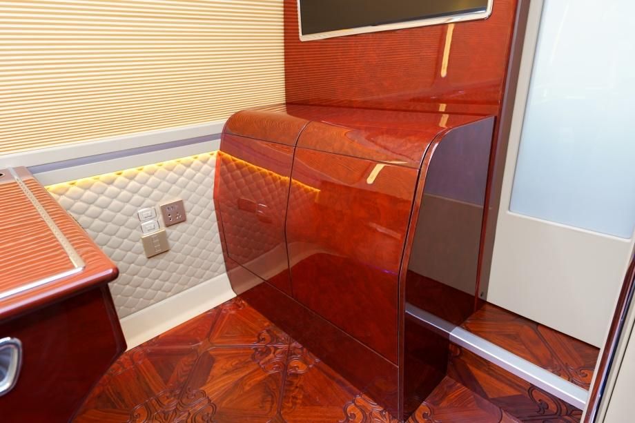 丰田考斯特13座灵活配置推荐电话 13座考斯特多少钱