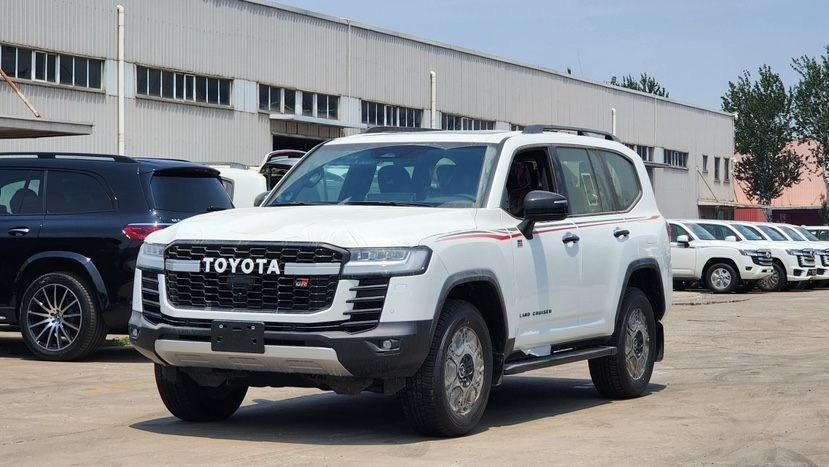 2025款豐田酷路澤3300  GR-Sport 柴油最新價格信息