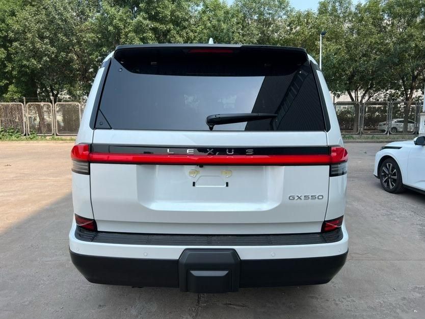 2025款雷克萨斯GX550  7座 Premium高级最新报价112万谈