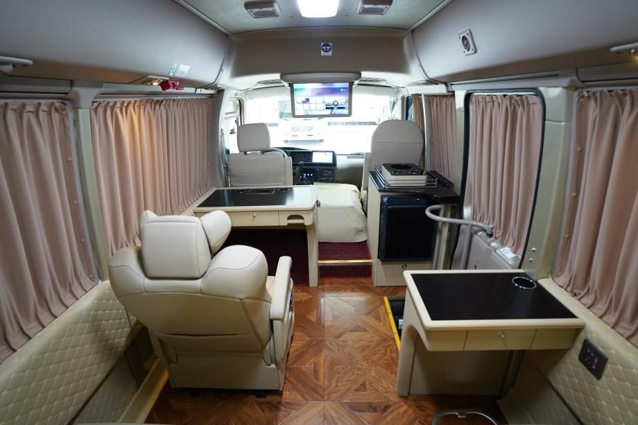 公司团队出行选考斯特16座行政版配置报价详情电话