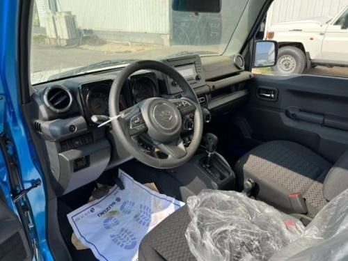 ‌吉姆尼1.5L配置对比：15.8万起售 限时金融贴息价格多少钱