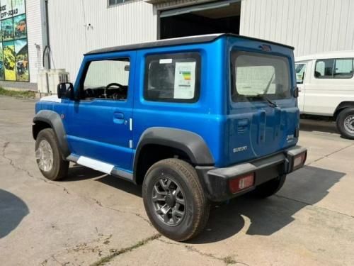 ‌吉姆尼1.5L配置对比：15.8万起售 限时金融贴息价格多少钱