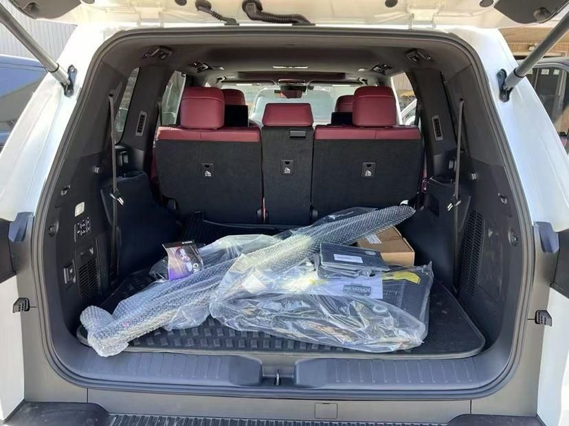 2025款雷克萨斯LX600 7座 Luxury豪华 加版最新价格配置参数