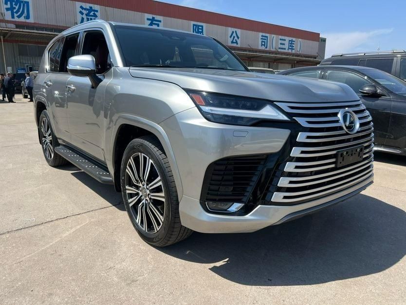 2025款雷克萨斯LX600 7座 Luxury豪华 加版最新价格 配置信息