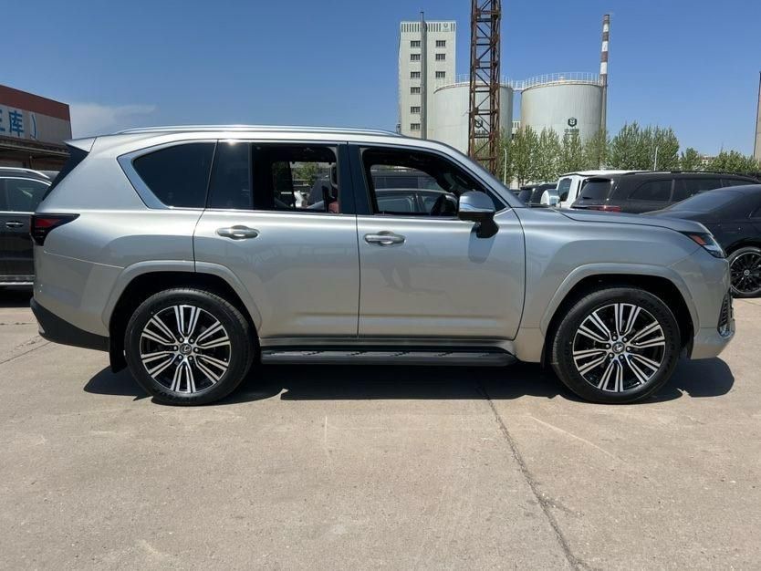 2025款雷克萨斯LX600 7座 Luxury豪华 加版最新价格 配置信息