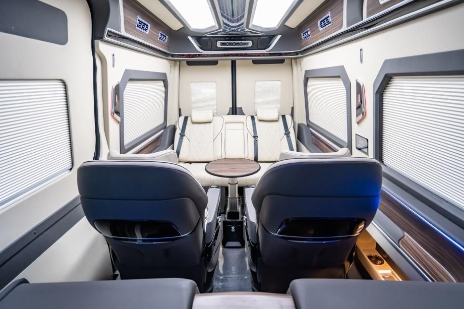 河南灵宝奔驰斯宾特(7座)多少钱